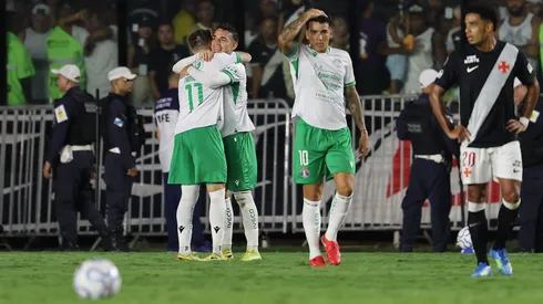 Audax Italiano sorprendió a Vasco en Brasil.