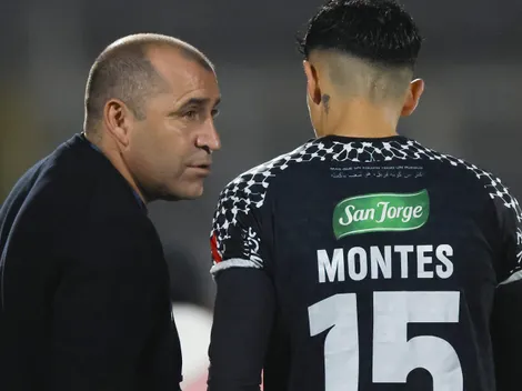 Barra de Palestino cantó que se vaya el DT: esto dijeron los futbolistas