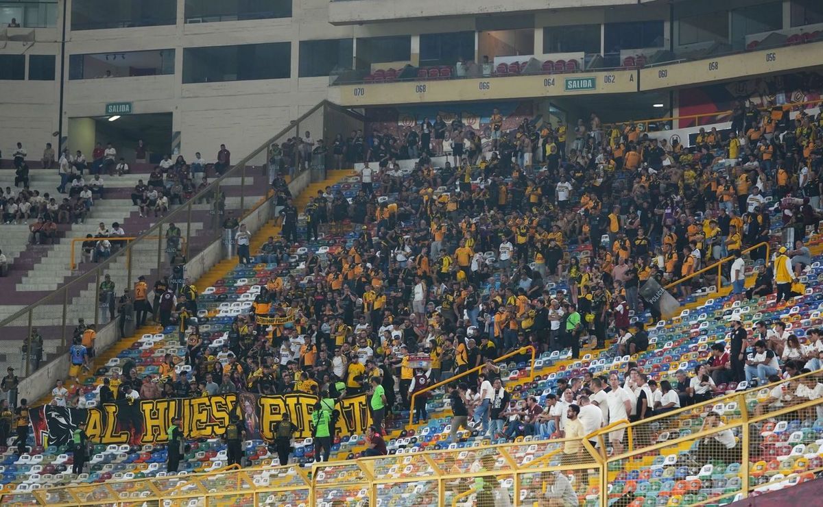 Los aplaudieron: la prensa de Perú quedó loca con la barra de Coquimbo Unido