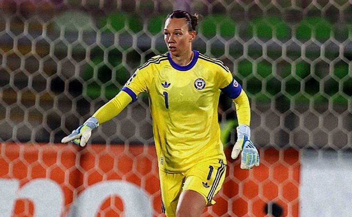 La crítica de Tiane Endler tras la nueva derrota de la Roja: “Nos faltan goles”