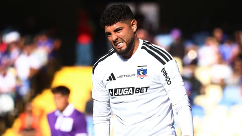 Maxi Romero sale golpeado del entrenamiento de Colo Colo.