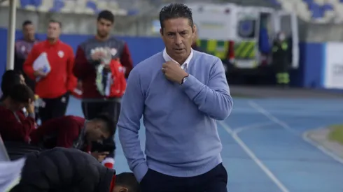 Héctor Almandoz dirige a Deportes Copiapó desde enero de 2026. Llegó en reemplazo de Hernán Caputto.