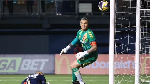 Cristóbal Campos no necesita autorización de la FIFA para jugar en el fútbol amateur.