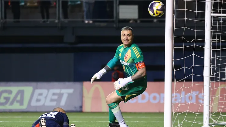 Cristóbal Campos no necesita autorización de la FIFA para jugar en el fútbol amateur.