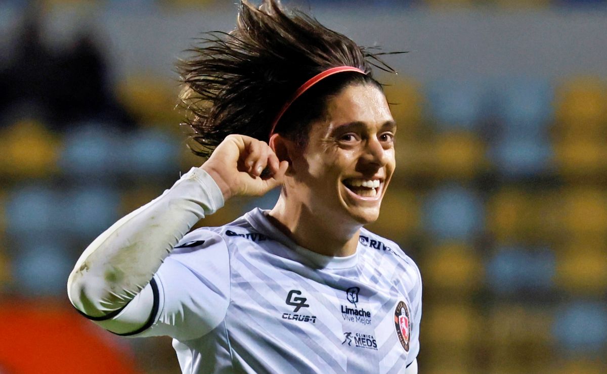 Joaquín Montecinos recuerda cuando casi partió a Europa: “Dicen que me fui a México por plata, pero no es así”