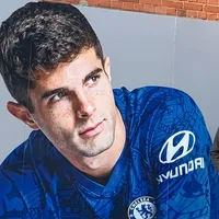 Trabajó en clubes top de Inglaterra y duró dos meses en Chile: ¡acusa presiones!