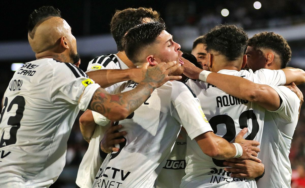 En Colo Colo revelan lo que les falta para ser candidatos al título: “Siempre estamos trabajando para mejorar”