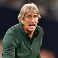 Hinchas del Betis exigen adiós de Pellegrini tras papelón europeo