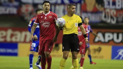 La U más furiosa: Galaz y Piero Maza no reciben castigo y dirigirán en la fecha 10 tras la polémica.