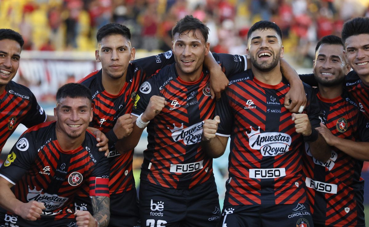 “No me molesta ganar jugando mal”: cuestionado DT del fútbol chileno calienta duelo ante Limache