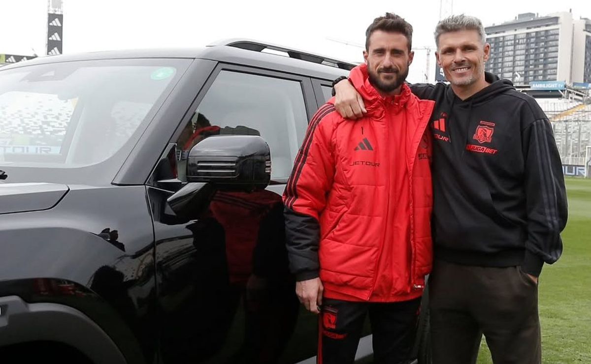 Esto cuestan los autos que recibieron los jugadores y jugadoras de Colo Colo