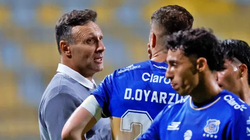 Ribonetto busca su primer triunfo con Everton en la Liga de Primera.