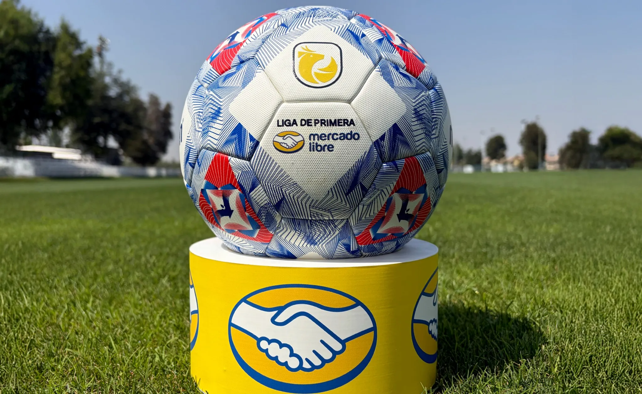 Mercado Libre lanza una novedosa campaña con el fútbol chileno