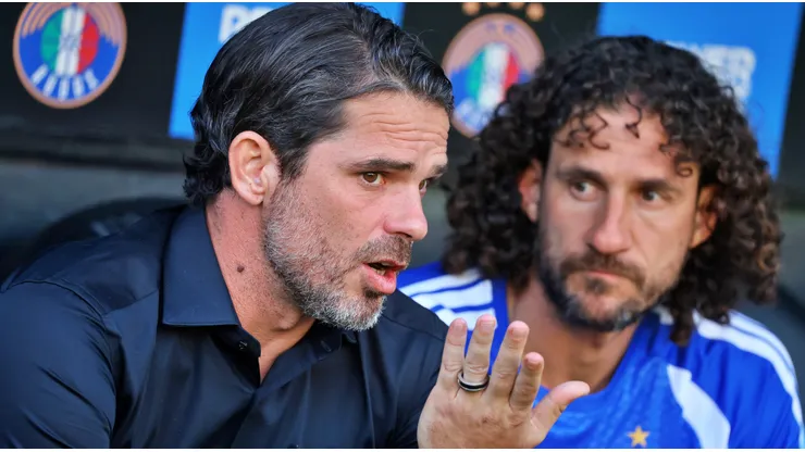 Gago cumplió su primer mes al mando de Universidad de Chile.