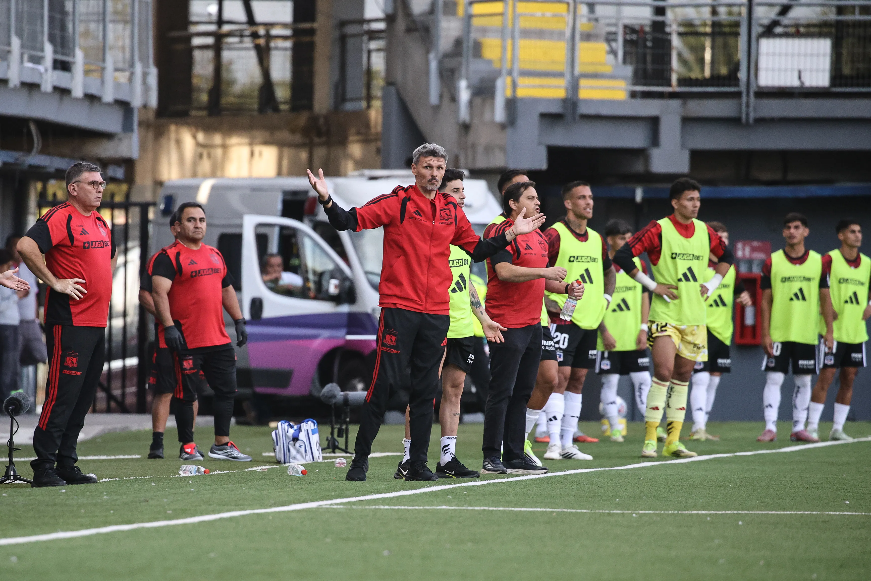 Fernando Ortiz reveló que, por ahora, no ha pedido ningún refuerzo para la segunda rueda de Colo Colo. Foto: Photosport.