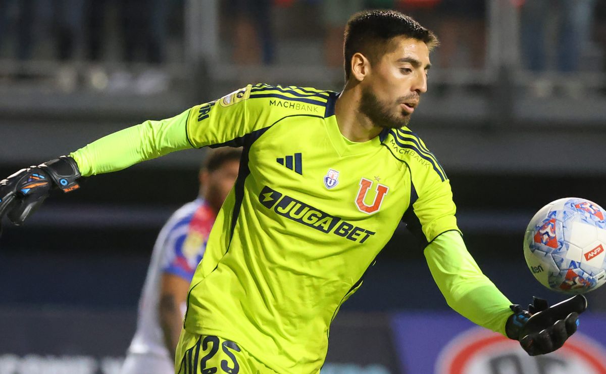 “No está a la altura”: Esteban Paredes lapidario con Gabriel Castellón y anuncia reemplazante