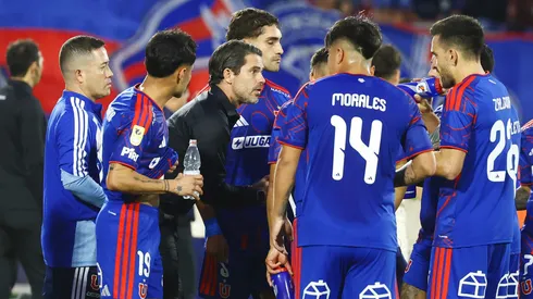 Los 20 citados de Gago en la U para el duelo contra Everton.