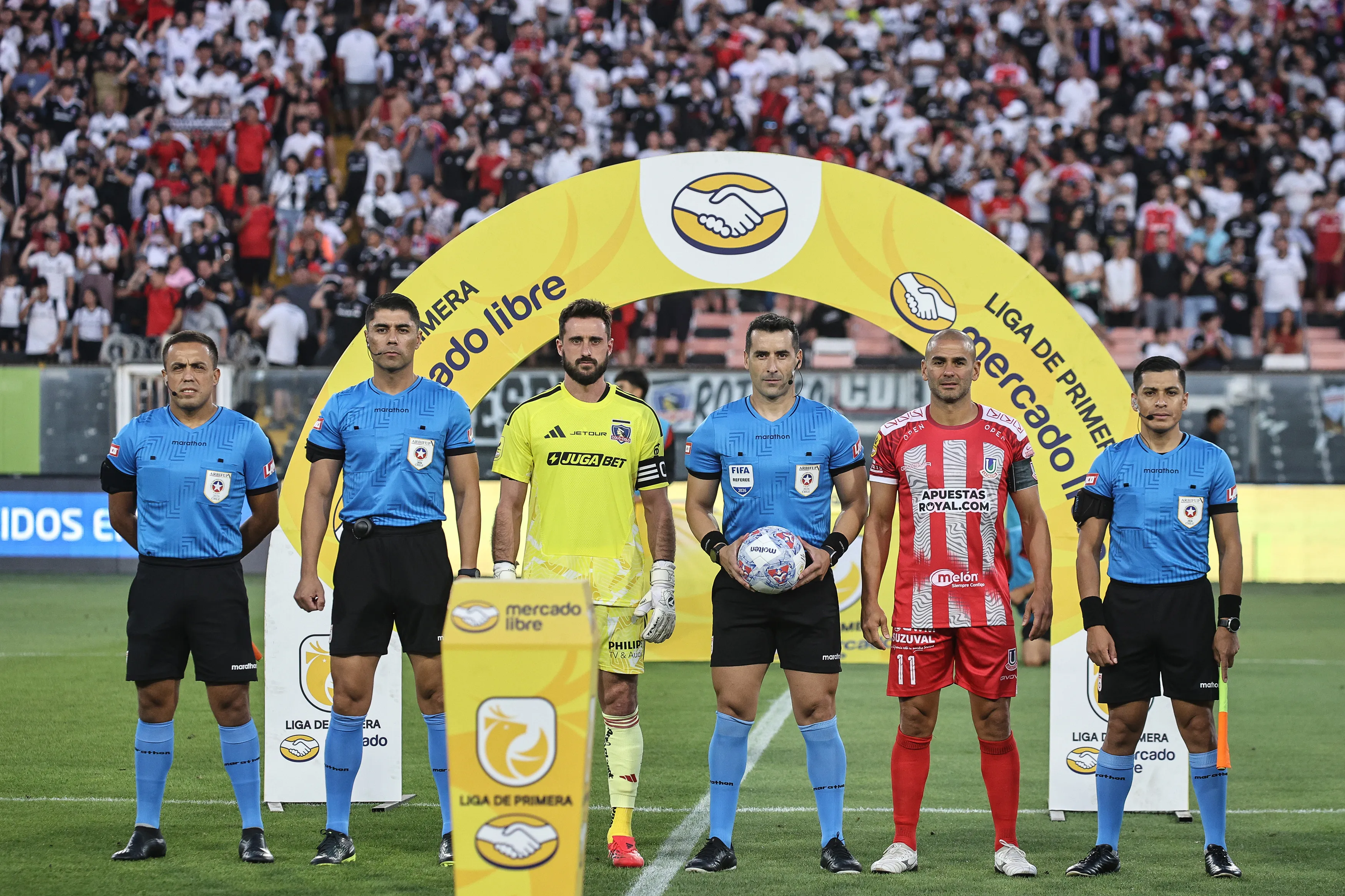 Véjar ya dirigió a Colo Colo ante La Calera | Photosport