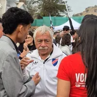 El emocionante momento de Caszely con los hinchas de Colo Colo
