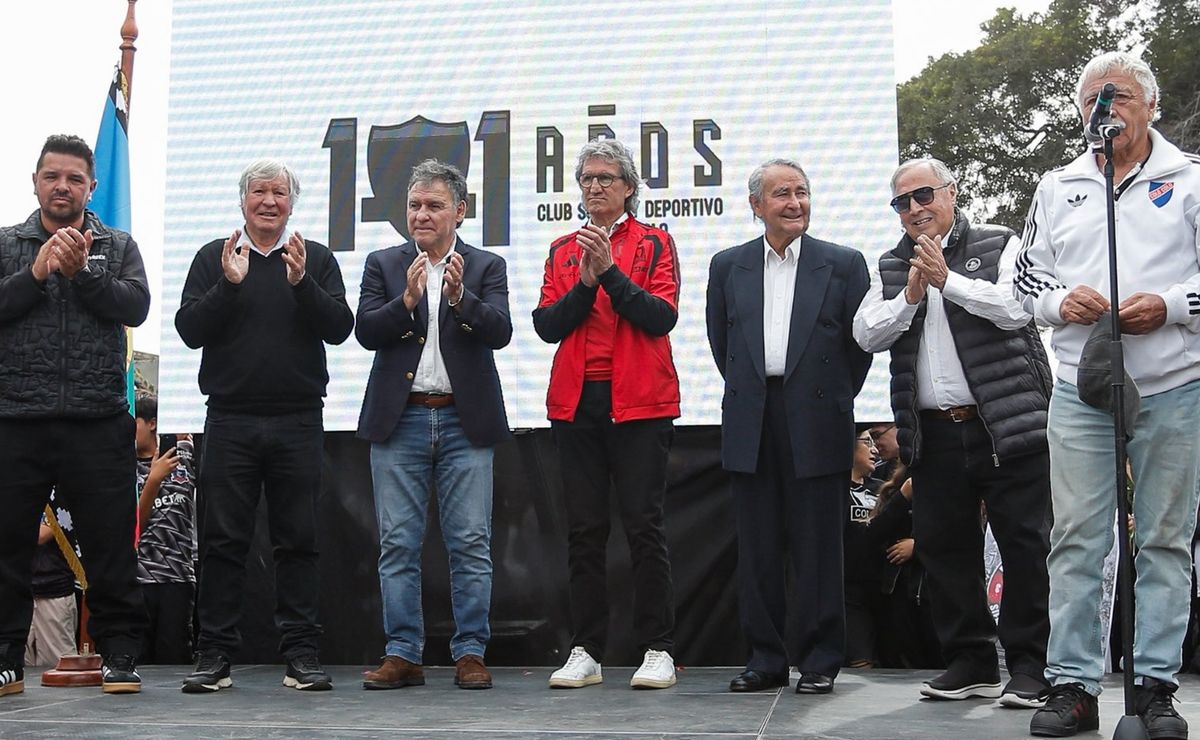 MINUTO A MINUTO: Sigue EN VIVO la celebración del aniversario y el partido de Colo Colo vs Palestino