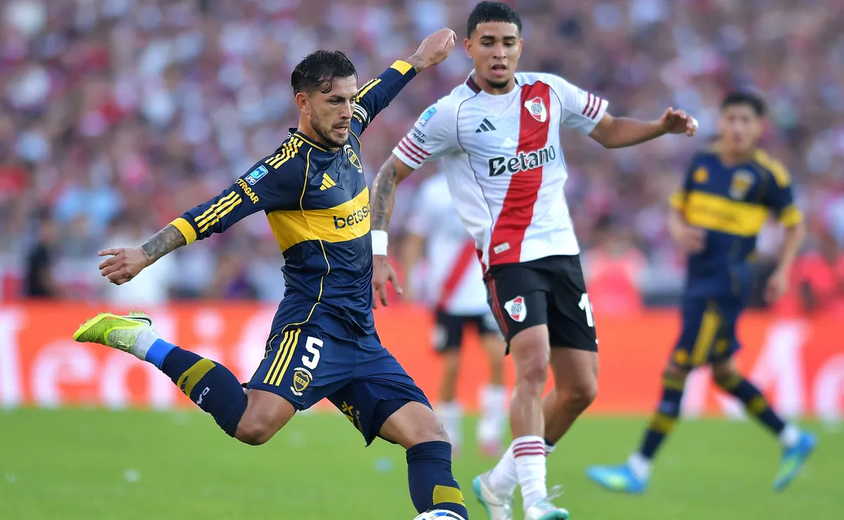 Boca Juniors vence a River Plate en el Monumental con gol de Paredes
