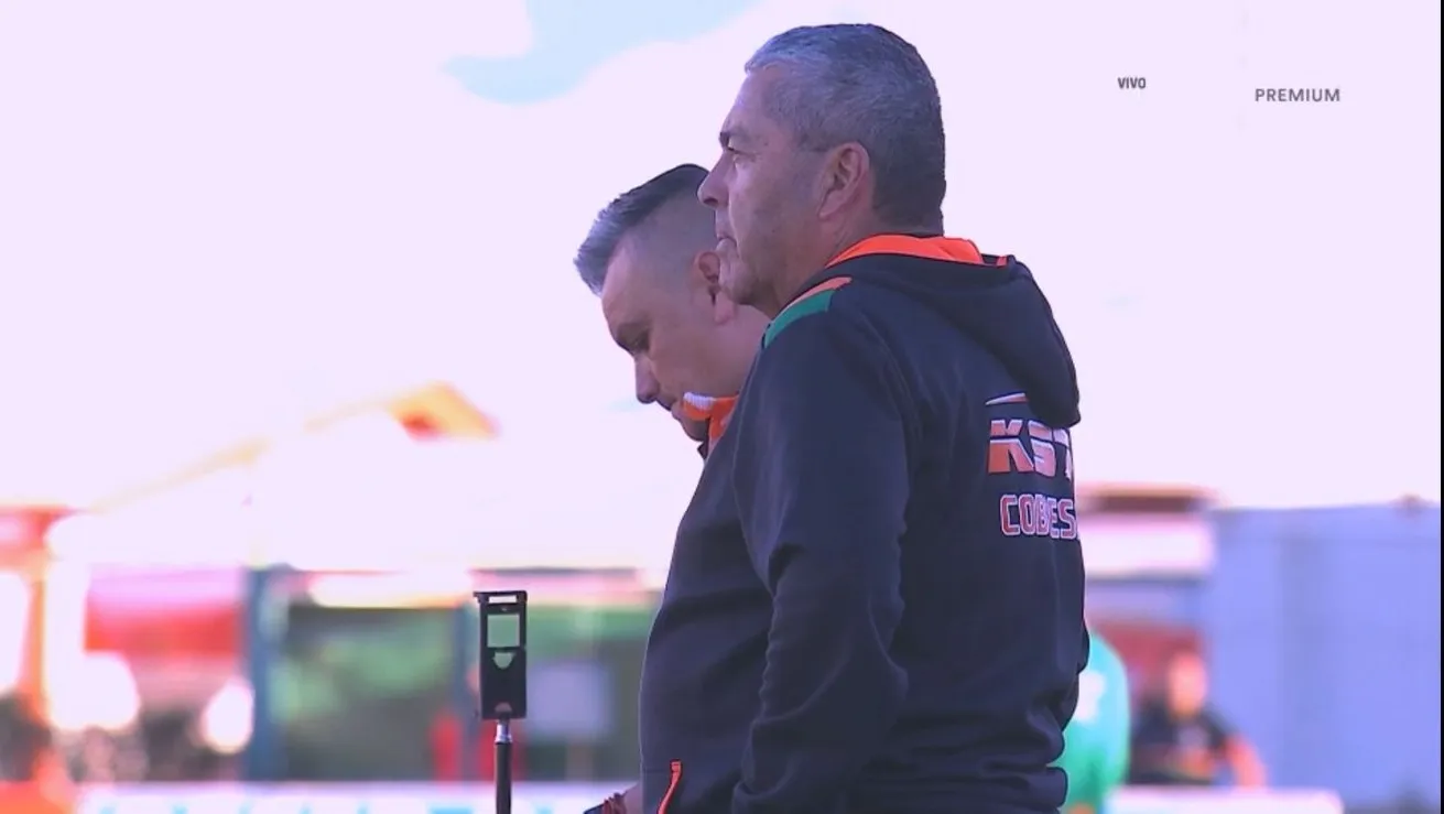 Gustavo Huerta vive un complejo momento con Cobresal. Foto: TNT Sports.