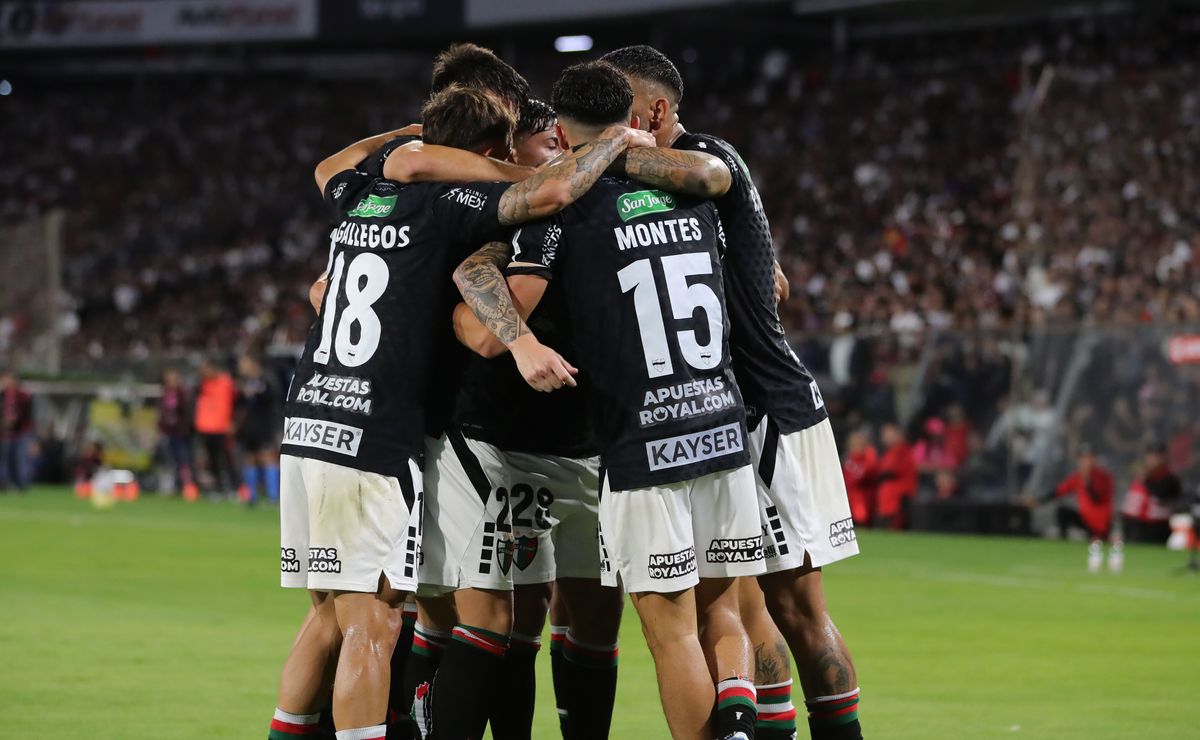 “Un triunfo extraordinario”: Nona Muñoz en llamas tras arruinar aniversario de Colo Colo