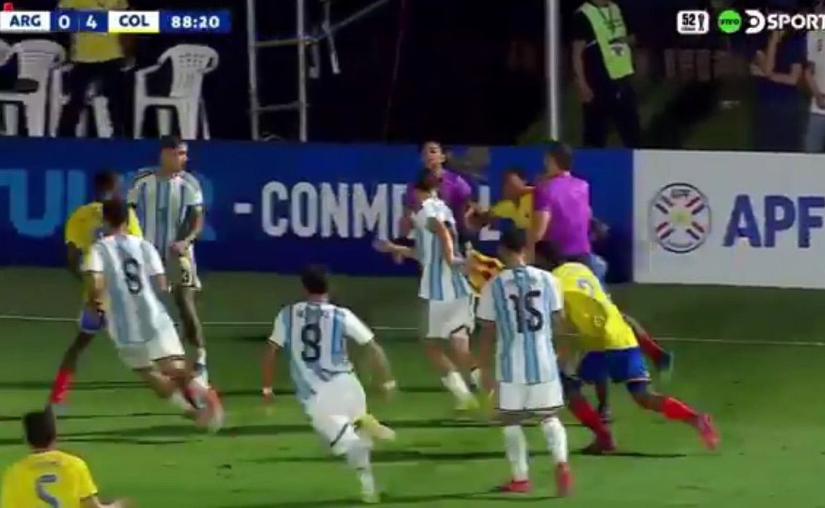 Malos perdedores: a Argentina la golean en la final del Sudamericano Sub 17 y termina a los combos