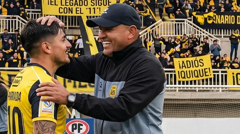 Chupete Suazo le dio una gran felicitación al autor del gol de la victoria Canaria ante Deportes Iquique.