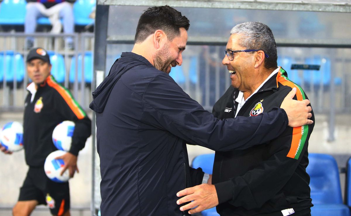 “Últimas horas al mando”: avisan que DT del fútbol chileno dice adiós tras llegar como salvador al norte