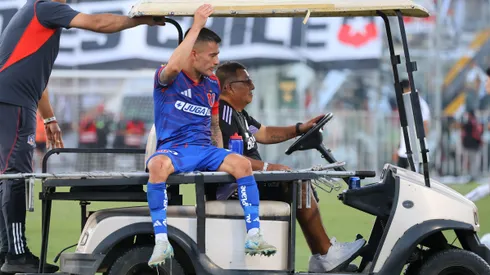 Charles Aránguiz es una de las mayores preocupaciones de la U para el Clásico Universitario.