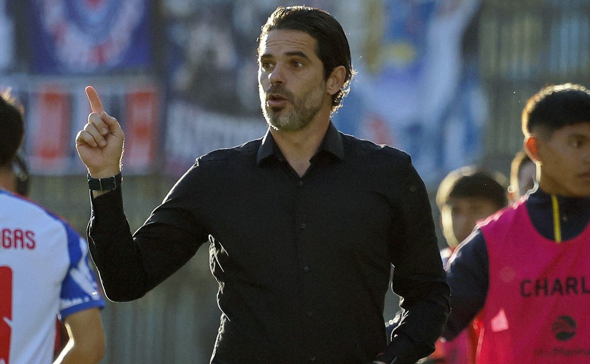 Fernando Gago revela si regresan Charles Aránguiz y Eduardo Vargas en el Clásico Universitario