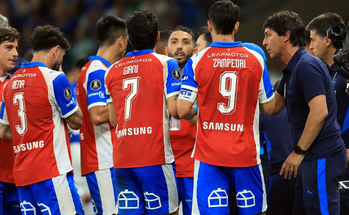 ¡Se preocupa la UC! Revelan a los jugadores que no llegarán al clásico con U de Chile