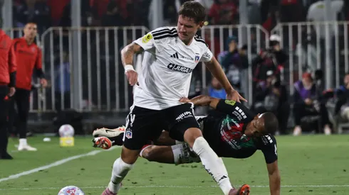 Colo Colo tuvo un "nuevo delantero" venido desde atrás.