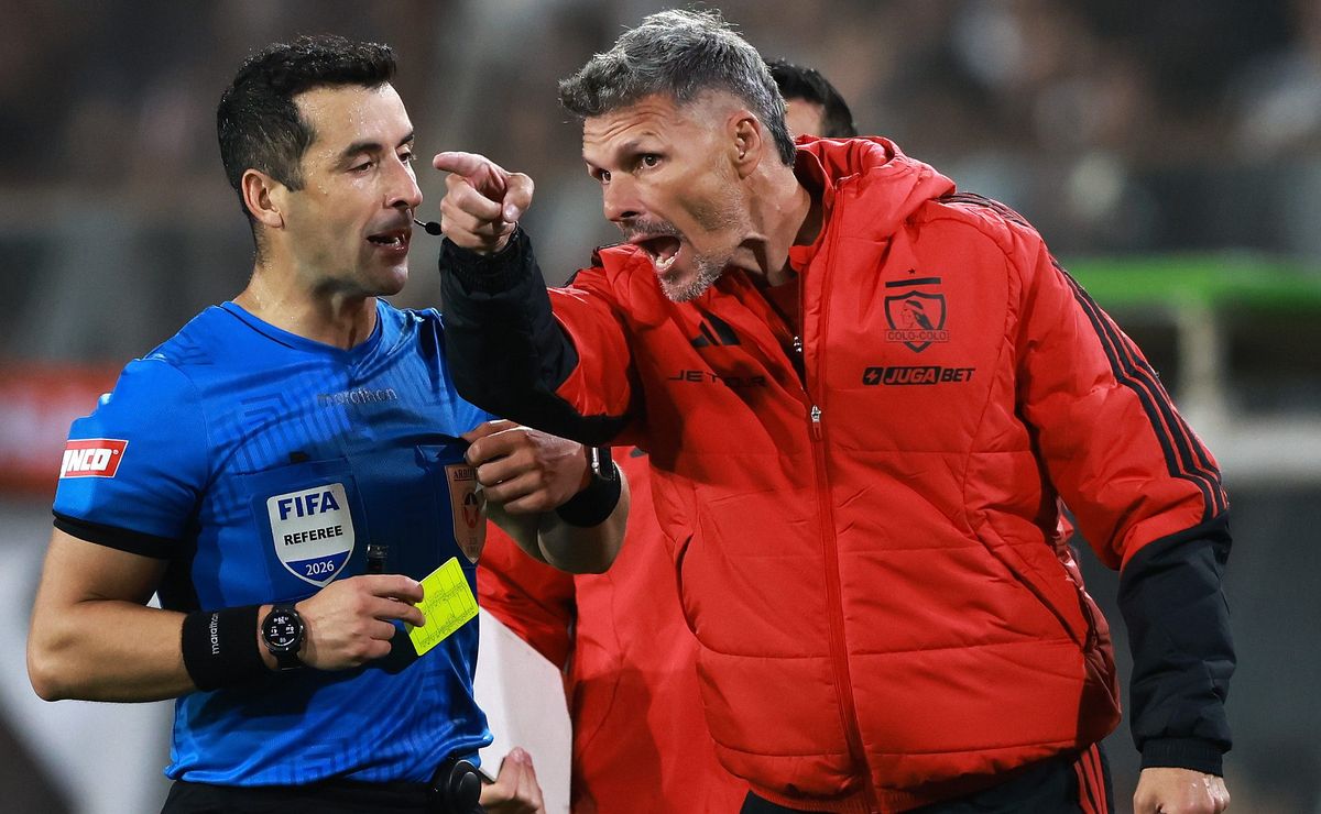 Confirman la baja de Joaquín Sosa en Colo Colo: durísimo desgarro