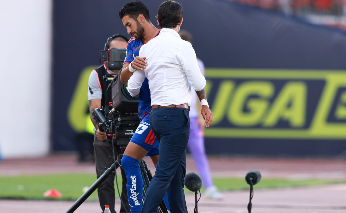 La defensa para Juan Martín Lucero en U de Chile: “No le generan ocasiones de gol”