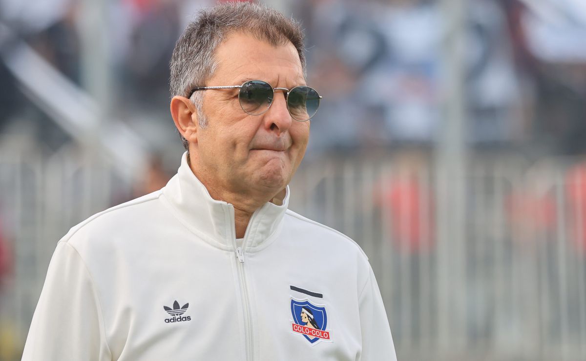 “No volvería a dirigir Colo Colo, están adentro los que me sacaron”: ícono albo barre con Aníbal Mosa