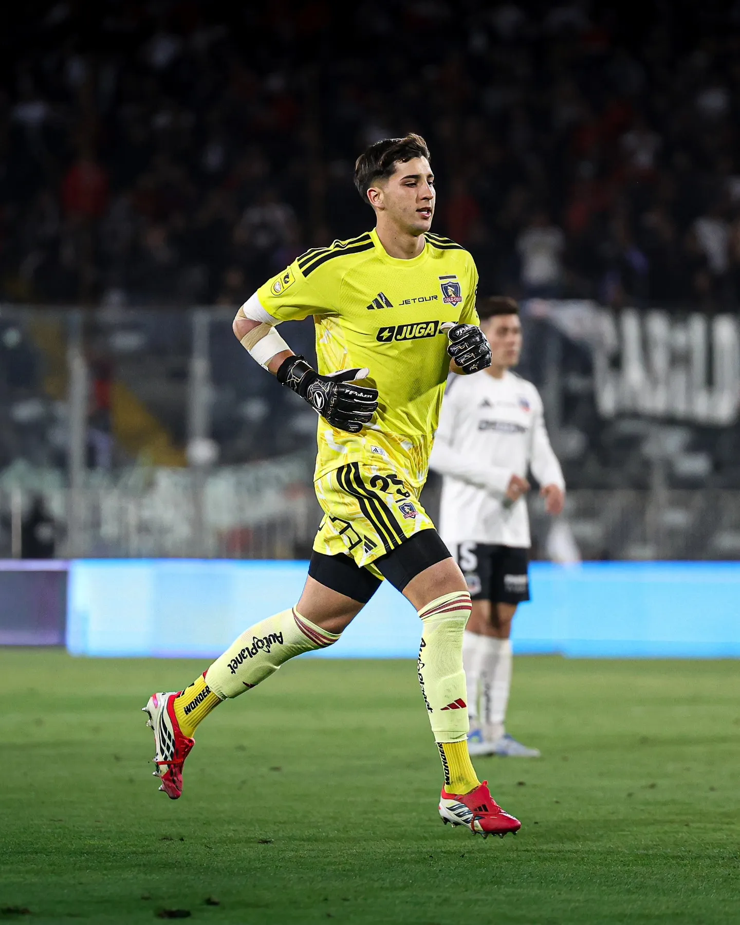 Gabriel Maureira toma ventaja sobre Eduardo Villanueva para ser el arquero de Colo Colo tras la lesión de Fernando De Paul. Foto: Photosport.
