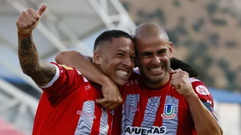 Kevin Méndez y Sebastián Sáez son dos figuras de Unión La Calera y lo fueron ante la UC.