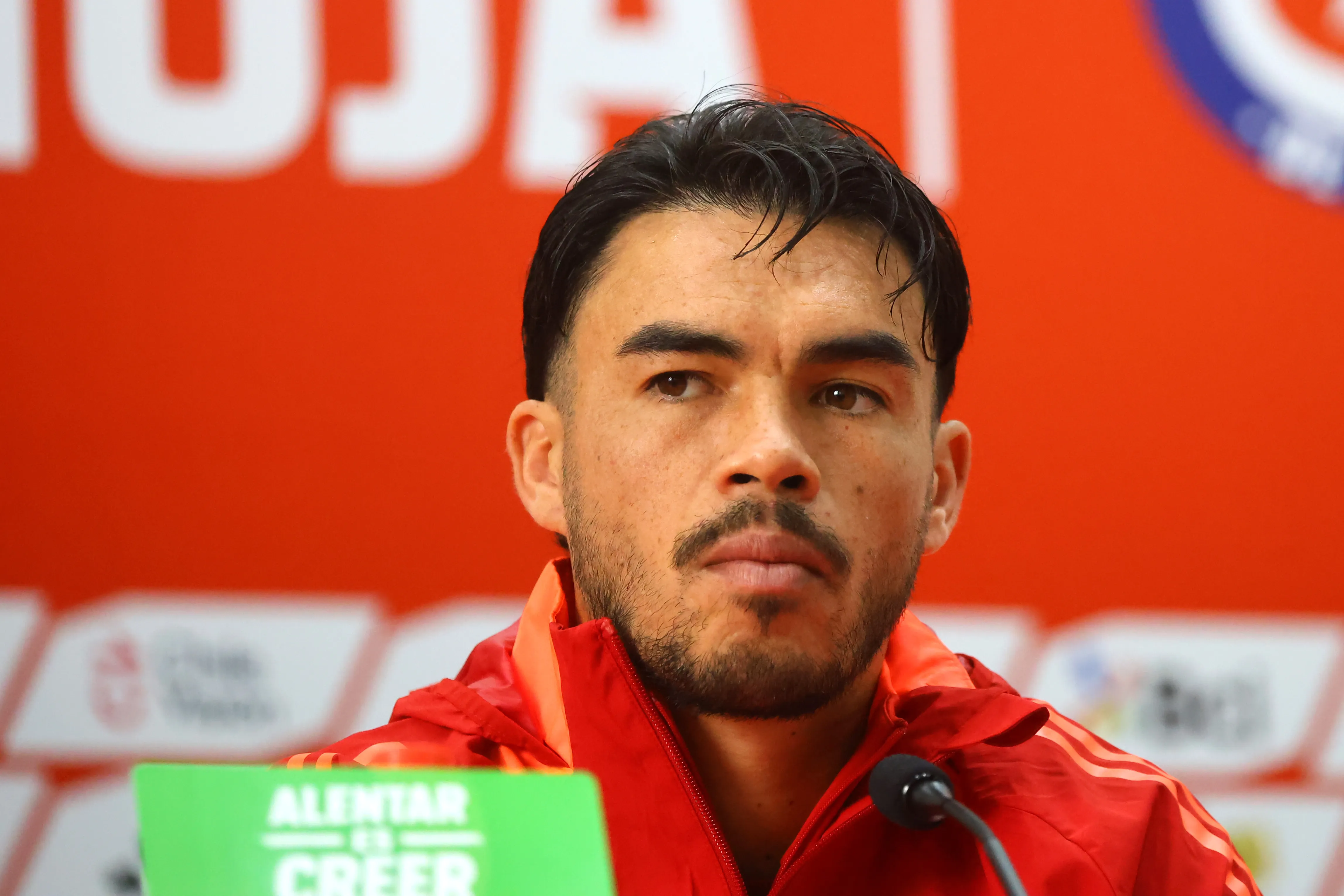 Gabriel Suazo delató a sus compañeros en Chile por el uso de redes sociales. Foto: Photosport.