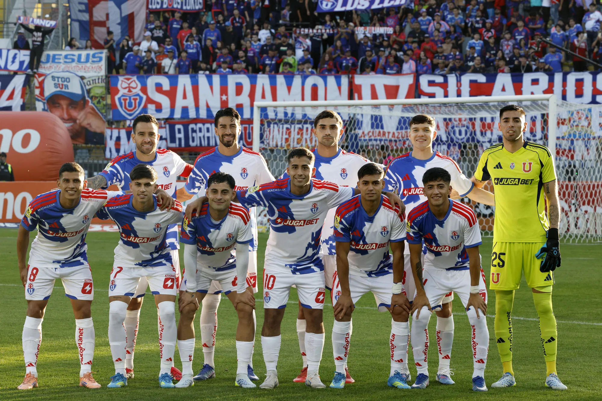 Las formaciones de la U han sido y seguirán un misterio que se revela sólo antes de los partidos.