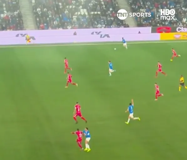 La jugada de la polémica de Fernando Zampedri | TNT Sports