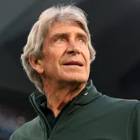 Pellegrini silencia las críticas: vuelven los elogios para el chileno en Betis