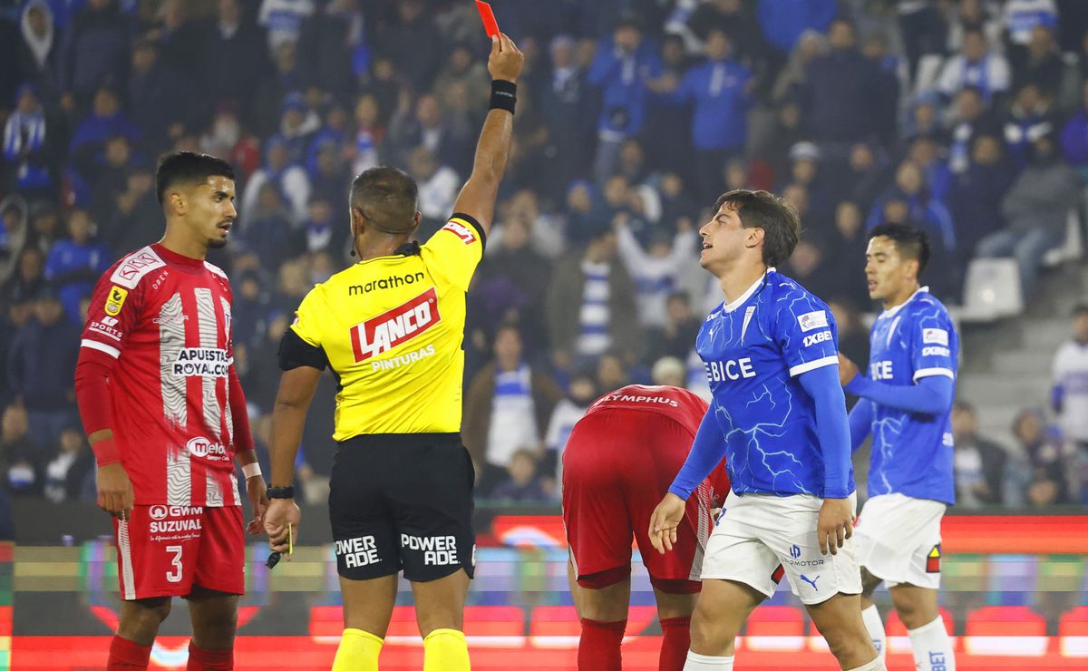 Tribunal de Disciplina confirma sanción: delantero de la UC se pierde el clásico ante U de Chile