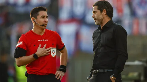 La U vive una teleserie aparte con los árbitros antes del Clásico Universitario.