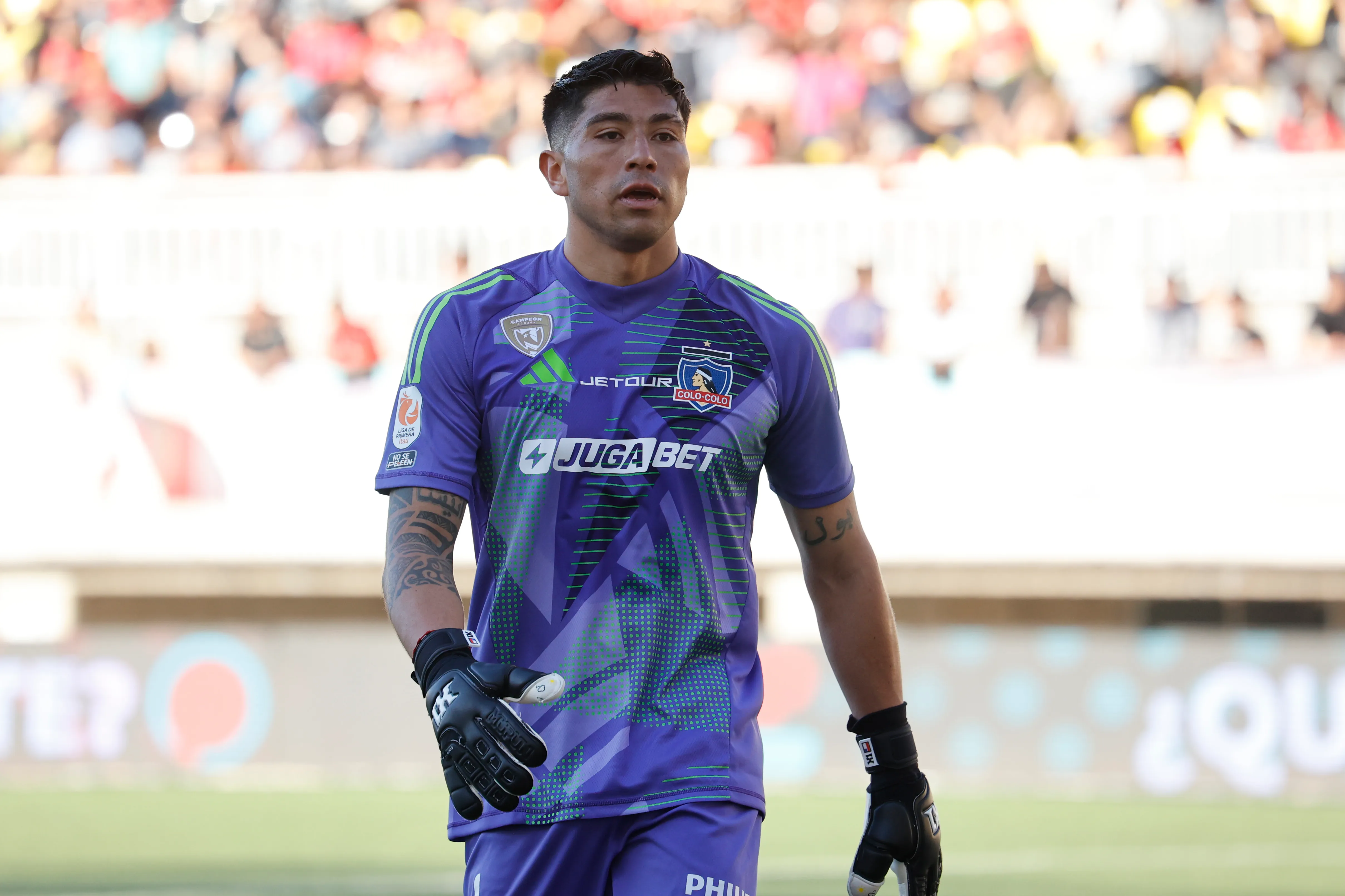 Brayan Cortés se fue de Colo Colo a mediados del 2025, sumando préstamos en Peñarol y Argentinos Juniors. | Foto: Photosport.