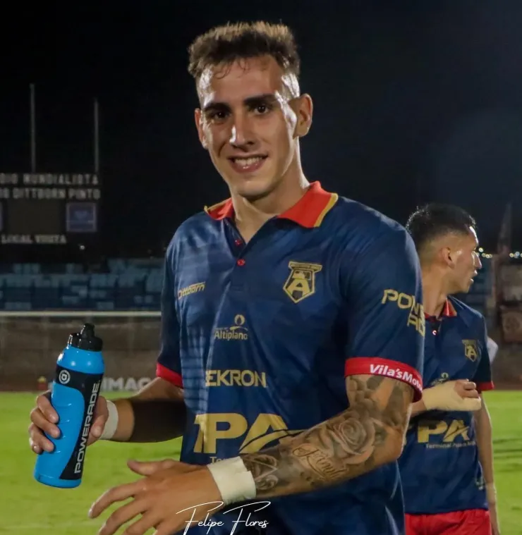 Luego de San Marcos, Rodrigo Auzmendi fue al Motagua de Honduras, donde anotó 24 goles en 49 partidos. (Foto: Felipe Flores).