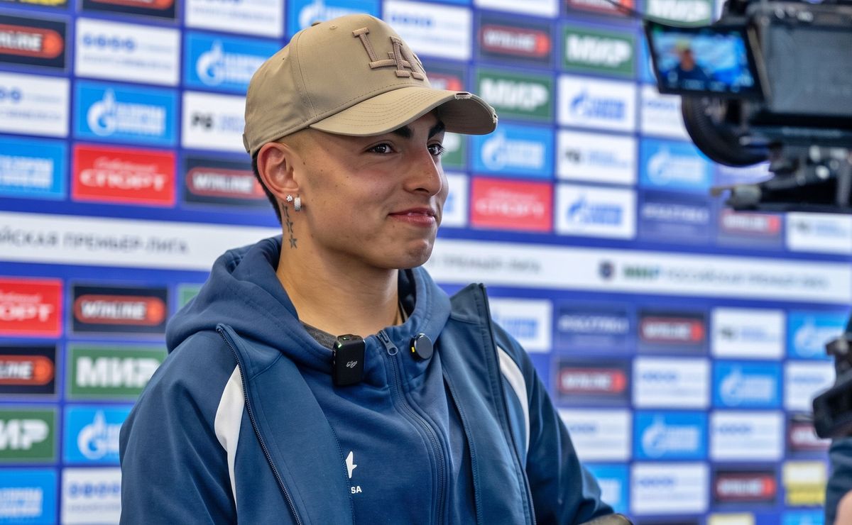 Pide selección: Jordhy Thompson la rompe con dos asistencias para triunfo vital del Orenburg en Rusia