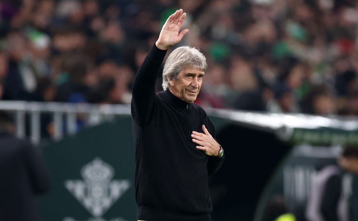 ¿Olor a despedida? Pellegrini le enrostra a todo Betis sus logros e ilusiona a la selección chilena