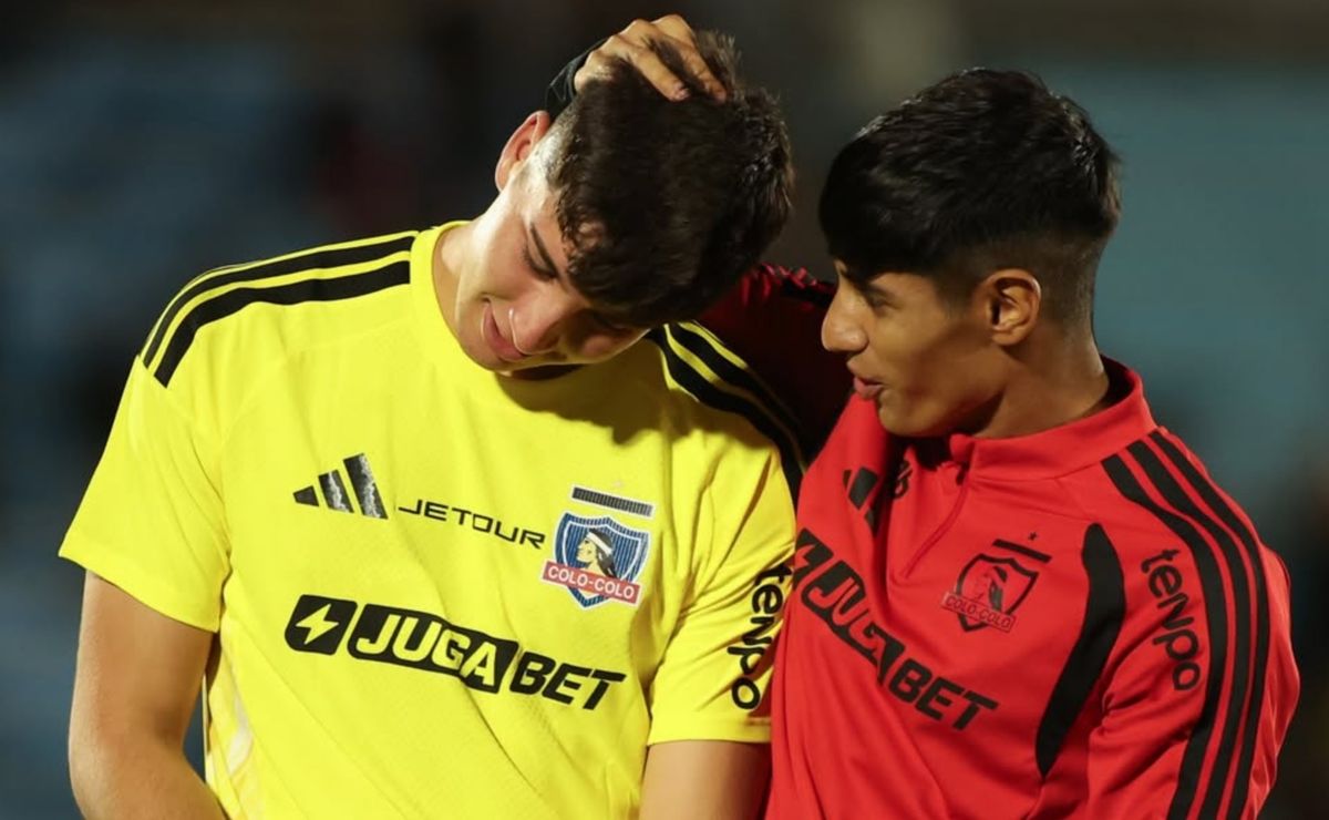 Claudio Borghi advierte al próximo debutante en el arco de Colo Colo: “Se va a jugar gran parte de su carrera”